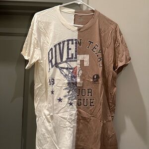 Hollister Cream and Brown Graphic Tee